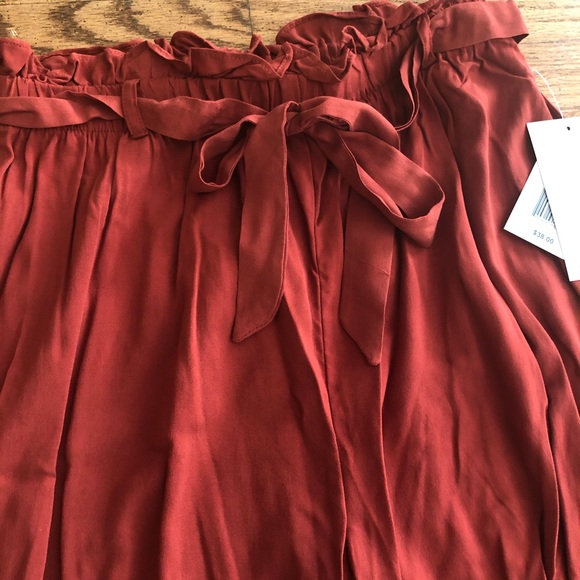 High Waisted Pants - Picture 2 of 3